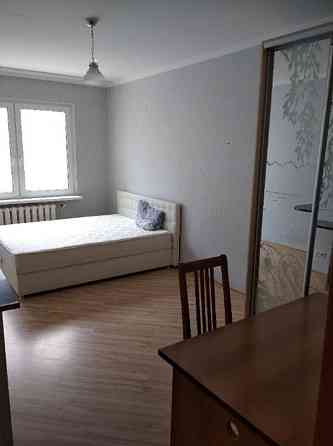 Оренда Квартира 3-кімнатна на ул. Михаила Драгоманова, 1д Київ