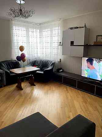 Продаж Квартира 3-кімнатна, 17/24 поверх на Чоколівський вул., д. 42-А Київ