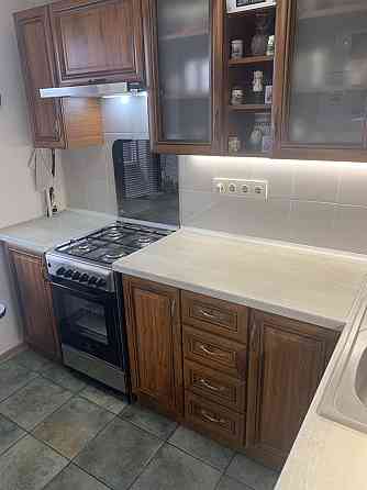 Продаж Квартира 1-кімнатна, 9/9 поверх на Васильківська вул., д. 2 Київ