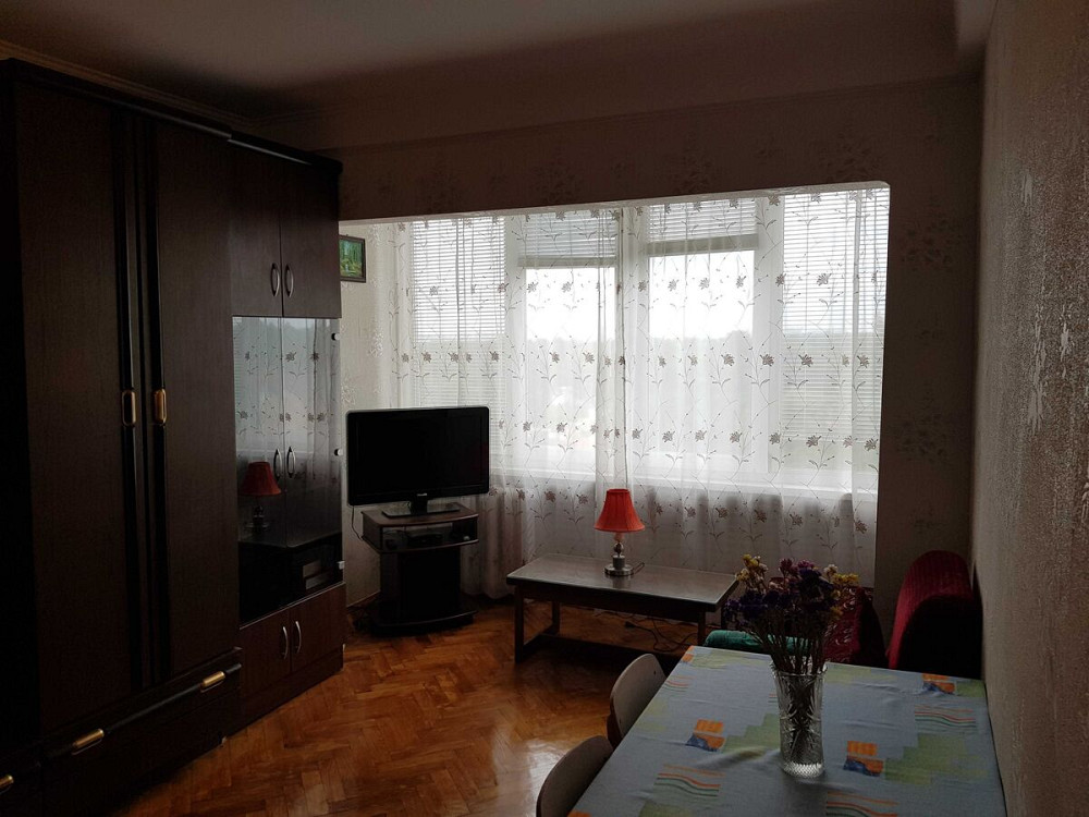 Оренда Квартира 1-кімнатна, 8/9 поверх на Рогозівська, 3А Київ - фото 1