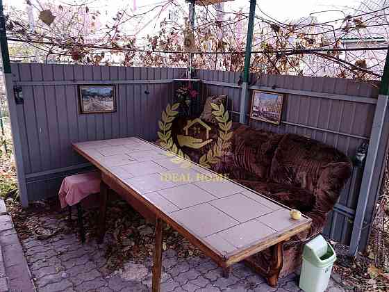 Продам дачний будинок в с.Бабинці 