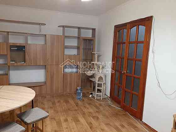 Продаж Квартира 3-кімнатна, 1/9 поверх на вул. пр.Жуковського Харків