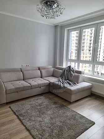 Оренда Квартира 2-кімнатна, 7/23 поверх на Академіка Глушкова, 9в Kiev