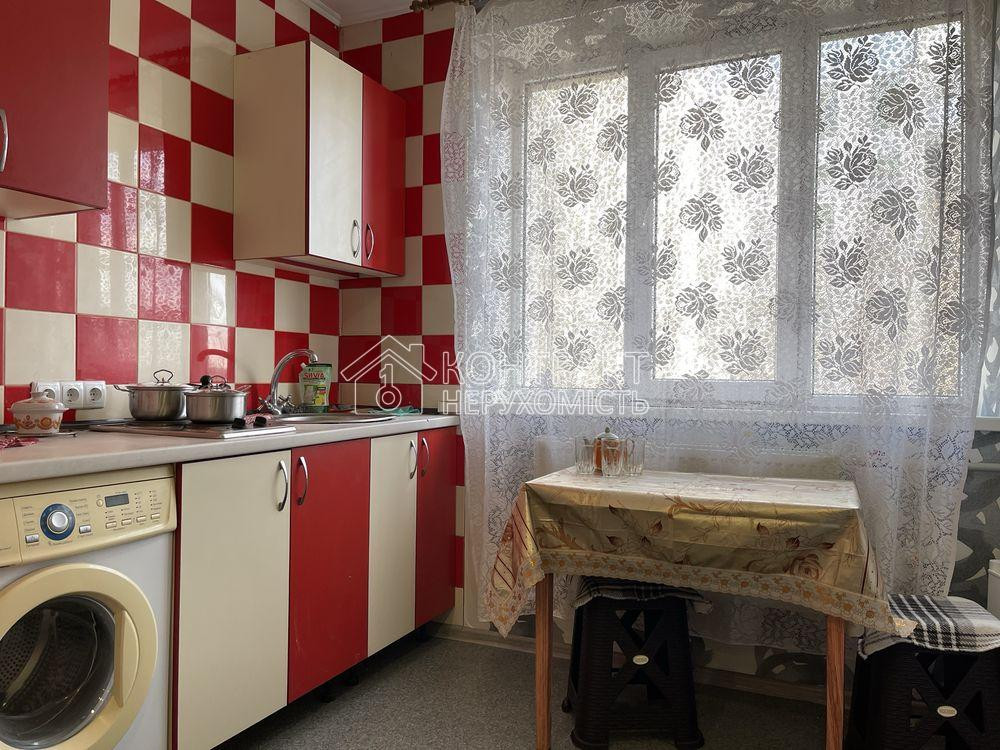 Продаж Квартира 1-кімнатна, 3/9 поверх на вул. Байрона Харків - фото 1