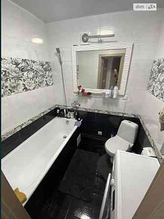 Продаж Квартира 2-кімнатна, 5/5 поверх на пр. Орловський Дніпро