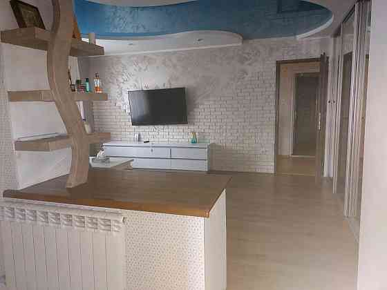 Продается 3-х комнатная квартира в Фонтанке на ул. Центральной Фонтанка