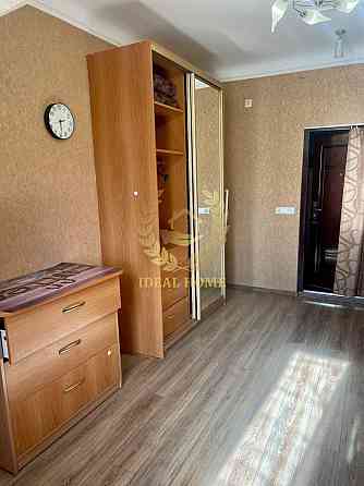 Продаж Квартира 1-кімнатна, 4/4 поверх на Просвещения ул., 18 Киев