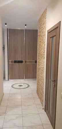 Оренда Квартира 2-кімнатна, 1/1 поверх на ул. Гостинная Київ