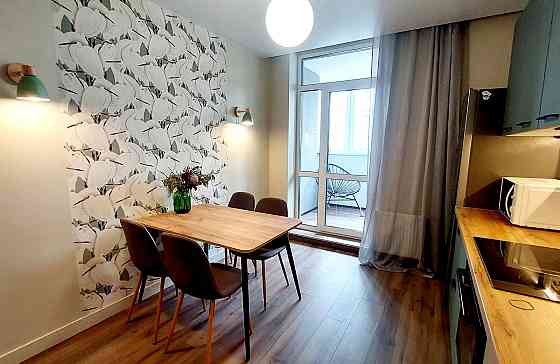 Продаж Квартира 1-кімнатна, 12/25 поверх на Микільсько-Слобідська вул., д. 8 Київ