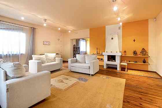 Продаж 3-поверховий Будинок з ділянкою 11 сот 374 кв.м 4 кімн. на Шевченка вул. Малечковичі