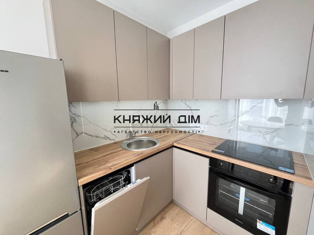 Оренда Квартира 1-кімнатна, 7/28 поверх на Днепровская Набережная Киев - изображение 1