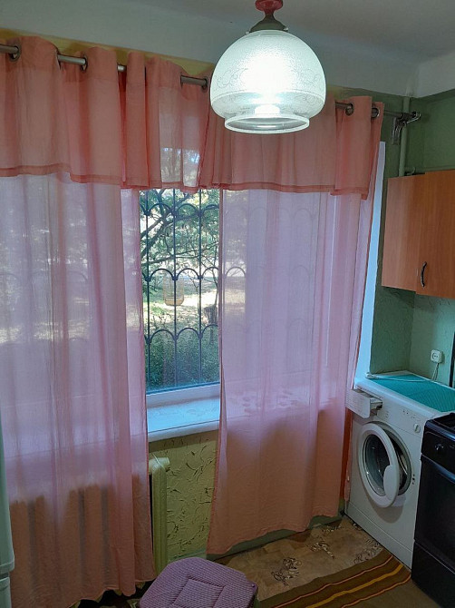 Оренда Квартира 1-кімнатна, 1/5 поверх на пр. Воскресенський (Перова), 4 Kiev - photo 1