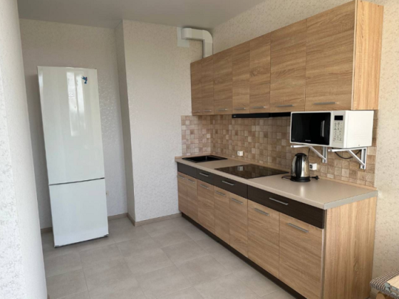 Продам 1-комнатную кв. с евроремонтом, мебелью и техникой на Одесской Одеса