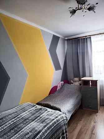 Продаж Квартира 3-кімнатна, 6/7 поверх на Лесі Українки Угринів