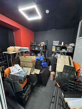 Оренда офісне приміщення на Євгена Коновальця вул., 36Д приміщень - 3, поверх - 9/10 Kiev