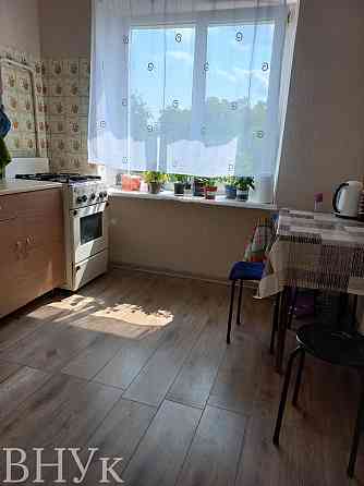 Продаж Квартира 3-кімнатна, 5/5 поверх на Молоді Луцьк