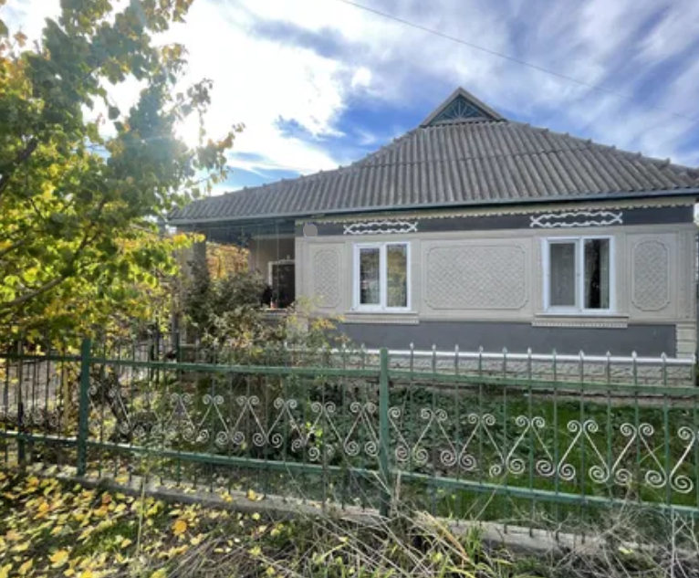 Продаж Будинок 3-кімнатний на ул. Торгова, 4 Pershotravneve (Izmailskyi raion) - photo 1