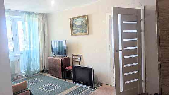 Продаж Квартира 2-кімнатна, 3/3 поверх на вул. Театральна Ровно