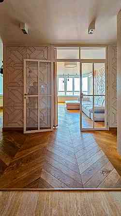 Продаж Квартира 3-кімнатна, 10/27 поверх на просп. Голосіївський вул., д. 95 Київ