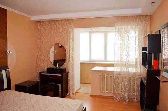 Оренда Квартира 2-кімнатна, 3/9 поверх на Лобановського, 96 Киев