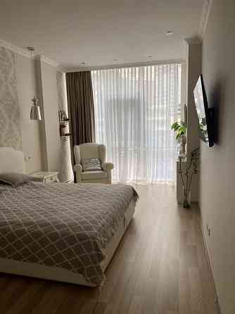 Продаж Квартира 2-кімнатна на ул. Гагаринское плато, 5б Одеса