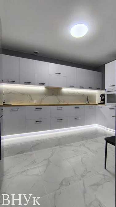 Продаж Квартира 1-кімнатна, 4/4 поверх на Електроапаратна район Імідж Луцьк - фото 3