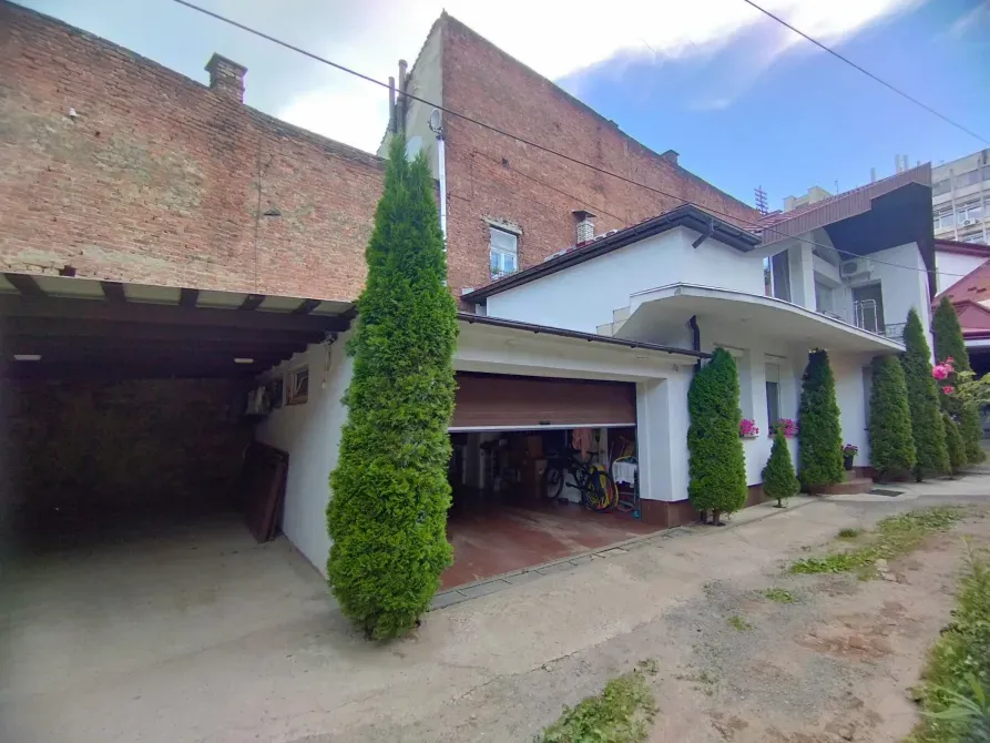 Продажа 2-этажный Дом с участком 3 сот 145 кв.м 3 комн. на Мукачівська Ужгород - изображение 1