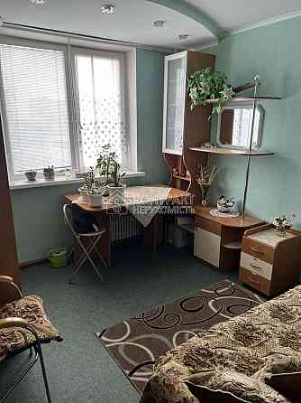 Продаж Квартира 2-кімнатна, 8/9 поверх на вул. Дружби народів Харків