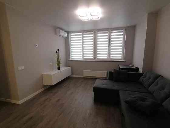 Оренда Квартира 1-кімнатна, 16/25 поверх на вул. Максимовича, 32А Київ