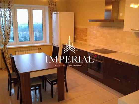 Оренда 3к Квартира 112 кв.м Ніжинська вул. Киев