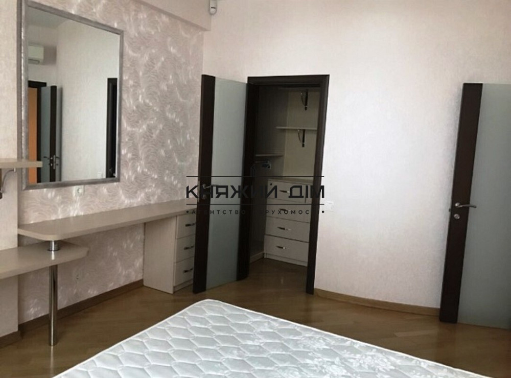 Просторная 3-х к. кв. в ЖК Триумф, ст. м. Выдубичи. № 21105134 Київ - фото 15