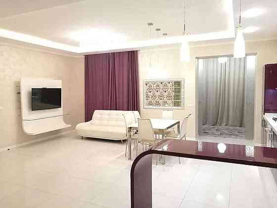 Оренда Квартира 3-кімнатна, 9/9 поверх на ул. Вышгородская Київ