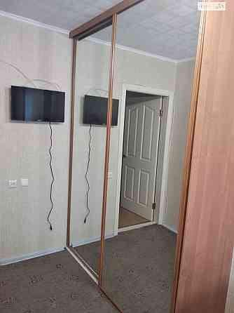 Оренда Квартира 3-кімнатна, 1/5 поверх на Авіаконструктора Антонова, 8 Київ