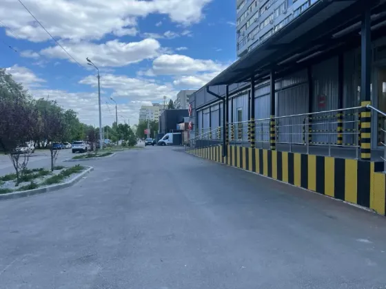 For rent Free Purpose Premises area 337 sq.m  Dnipro Бульвар Слави Dnipro