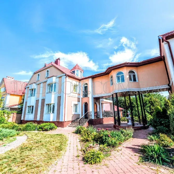 484-1 Триповерховий будинок подобово Київ - фото 4