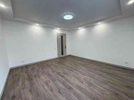 Оренда Квартира 3-кімнатна, 1/5 поверх на вул. Глиняна Ternopil'