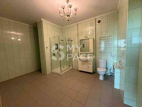 Продаж Квартира 3-кімнатна, 10/25 поверх на Коновальця Євгена вул., д. 32 Kiev