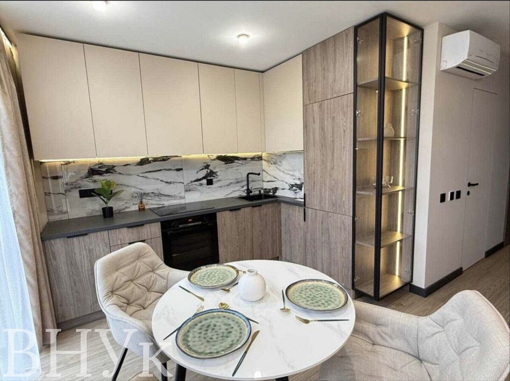 Продаж Квартира 1-кімнатна, 4/6 поверх на вул. Володимира Великого Львів - фото 1