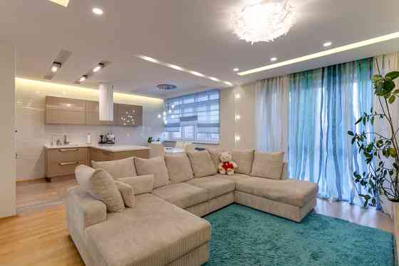 Продаж Квартира 2-кімнатна, 9/16 поверх на Борщагівська вул., д. 152а Kiev