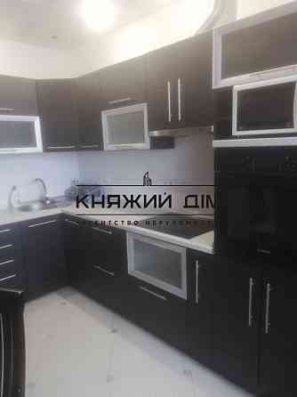 Оренда Квартира 2-кімнатна, 14/25 поверх на Мишуги Александра ул. Киев