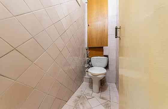 Продаж Квартира 3-кімнатна, 4/5 поверх на Зеленого Клину вул., д. 6 Київ