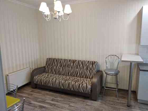 Оренда Квартира 2-кімнатна, 4/9 поверх на Регенераторная ул. Киев