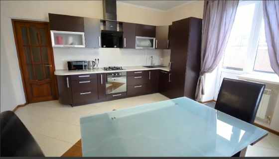 Уютный 3-х этажный ДОМ в Совиньоне - 2 с бассейном и лифтом Limanka