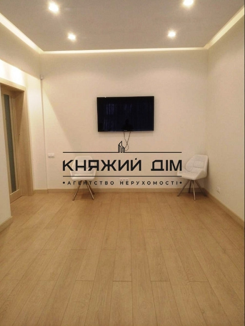 Оренда офісне приміщення на вул. Печенежская ул./Печенізька поверх - 1/10 Київ - фото 1