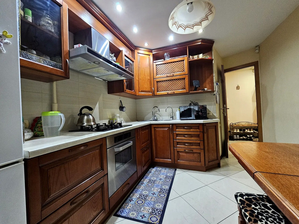 Продаж Квартира 3-кімнатна, 7/9 поверх на Березинская ул., 32 Дніпро - фото 2