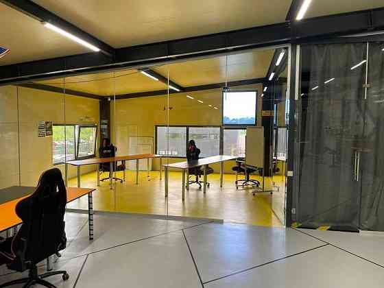 Оренда офісне приміщення на улица Садовая, д.132 приміщень - 3, поверх - 3/3 Киев