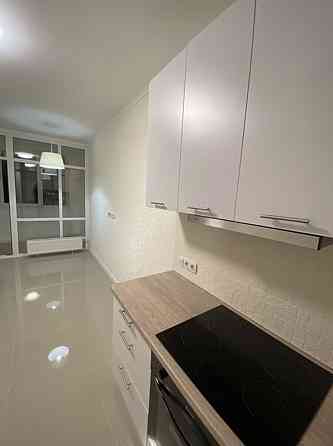 Продаж Квартира 1-кімнатна, 10/25 поверх на Євгена Сверстюка, 4 Київ