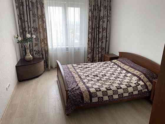 Оренда Квартира 2-кімнатна, 12/25 поверх на ул. Григория Ващенко Київ