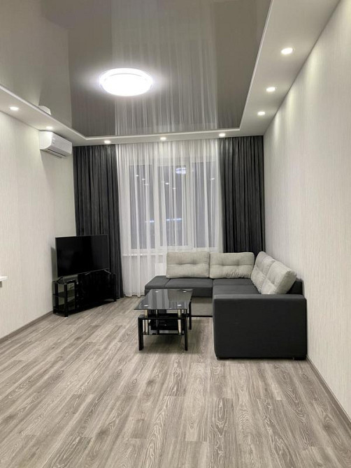 Оренда Квартира 2-кімнатна, 28/30 поверх на ул. Никольско-Слободская Kiev - photo 1