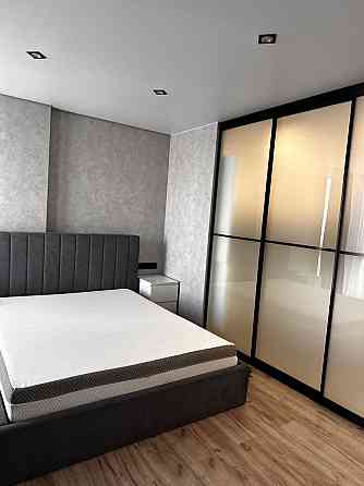 Оренда Квартира 1-кімнатна, 21/27 поверх на Олега Мудрака, 1б Киев